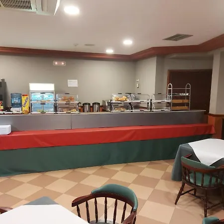 Virgen Del Camino Hotel 3*
