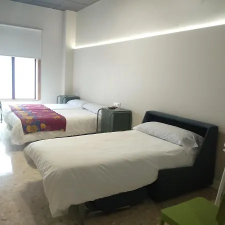 Hostel Acola *