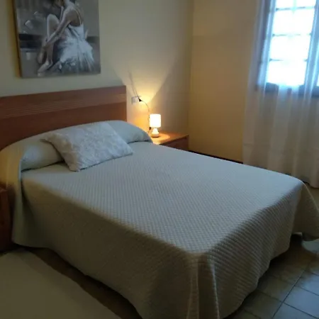 Casa Playa Montalvo Alta Con Piscina * Pontevedra