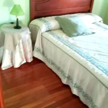 House With 3 Bedrooms In With Enclosed Garden 3 Km From The