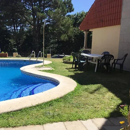 Boa Vista Chalet: City Views, Pool & Garden Retreat *