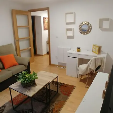 Apartment Piso Muy Luminoso En Zona Vieja *