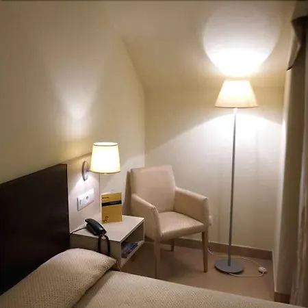 Hotel Hotel Room 2*