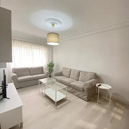 Piso Acogedor Con Estilo Nordico En Zona Centro Apartment *
