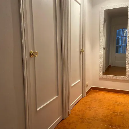 Apartamento Interior En El Centro De *