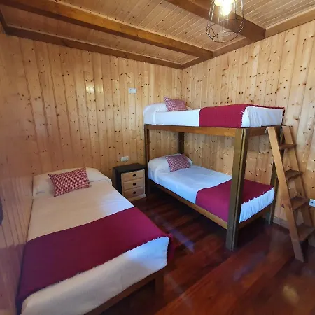 Holiday home Casa De Madera Con Piscina Privada Pontevedra