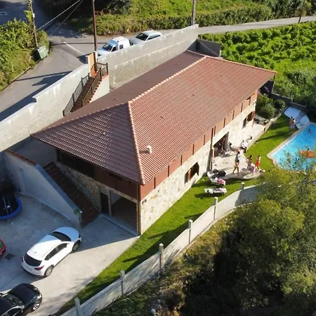 Holiday home Casa De Madera Con Piscina Privada Pontevedra
