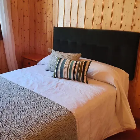 Holiday home Casa De Madera Con Piscina Privada Pontevedra