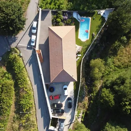 Casa De Madera Con Piscina Privada Holiday home Pontevedra