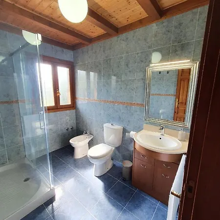 Holiday home Casa De Madera Con Piscina Privada