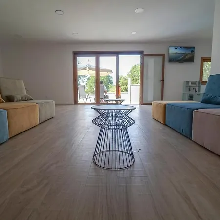 Casa De Madera Con Piscina Privada Pontevedra