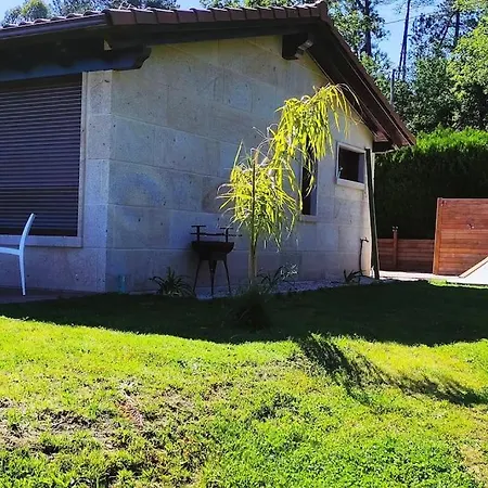 Casa Nueva En Vigo Rural Mos Con Jacuzzi Y Chimenea Escapada Romantica Holiday home *
