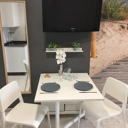 Estudio Cool Montalvo'S Beach Apartment