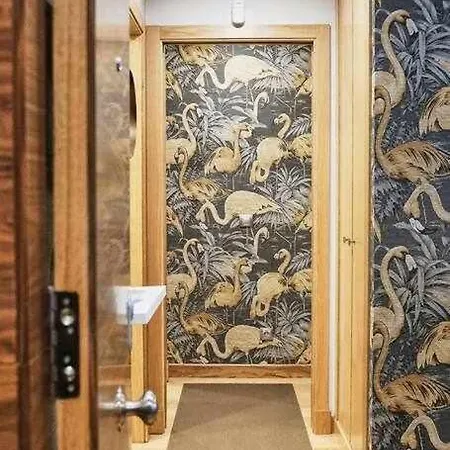 Mariscal Apartment *