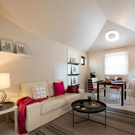 Maravilloso Y Acogedor Atico En Casco Historico Apartment