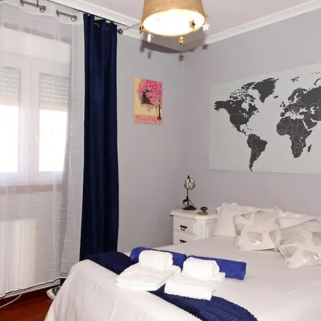 Agradable Casa Con Piscina En Gondomar