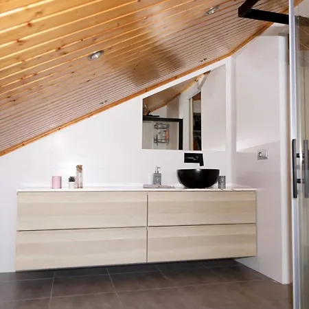 Agradable Casa Con Piscina En Gondomar Holiday home