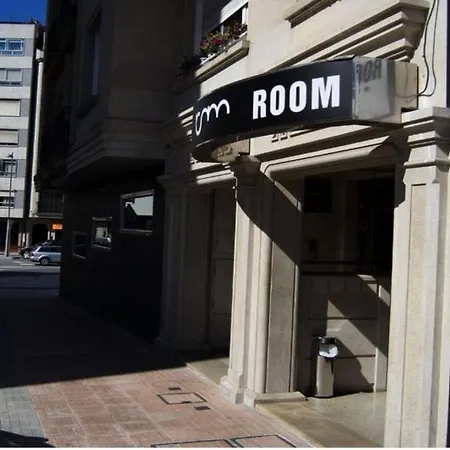 Hotel Room 2*
