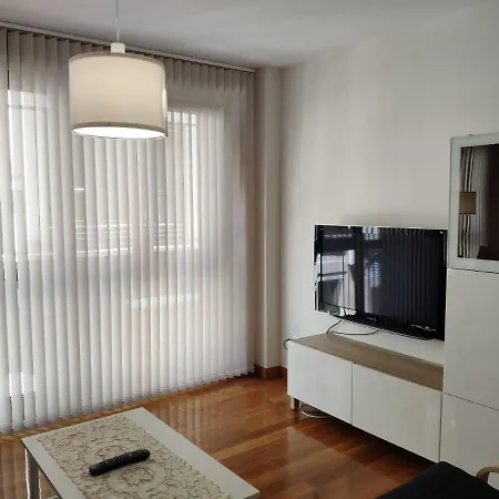 Coco Pardal, Apartment