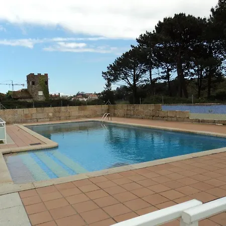 Con Piscina A Escasos Metros De A Lanzada
