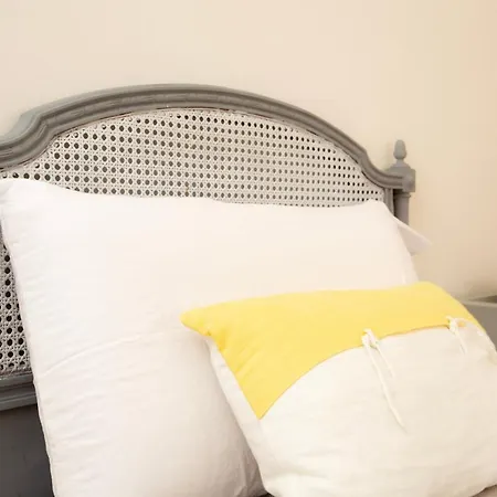Apartment S, Con Corazon *