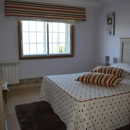 Holiday home Casa En Combarro