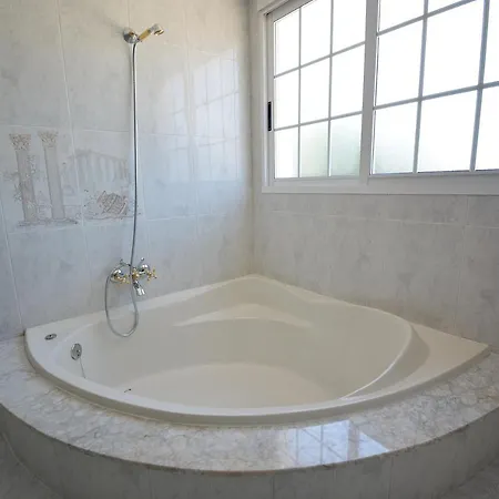 Holiday home Casa Con Jardin En Vilanova De Arousa