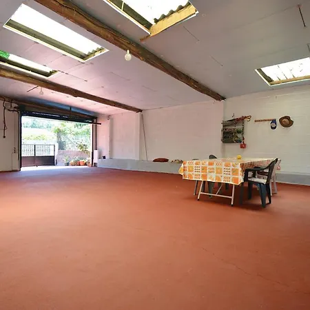 Casa Con Jardin En Vilanova De Arousa Holiday home Pontevedra