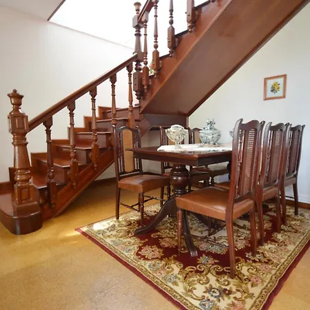 Casa Con Jardin En Vilanova De Arousa