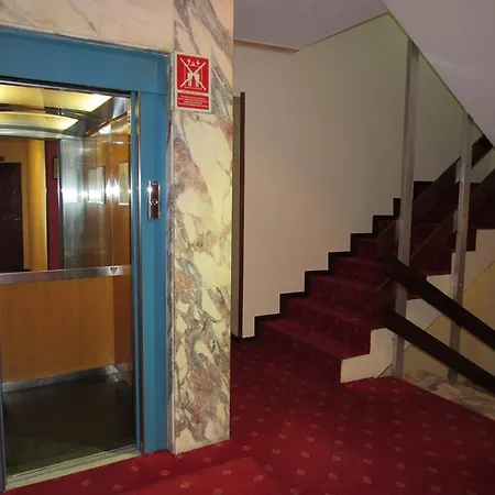 Virgen Del Camino Hotel