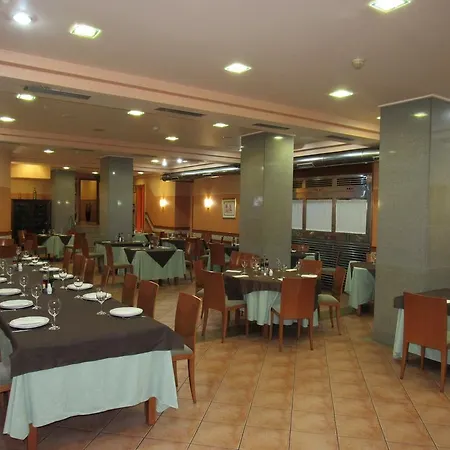 Hotel Virgen Del Camino 3*