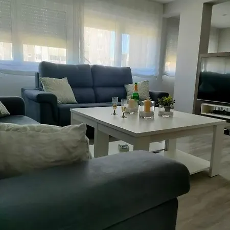 Apartment Claro De Luna