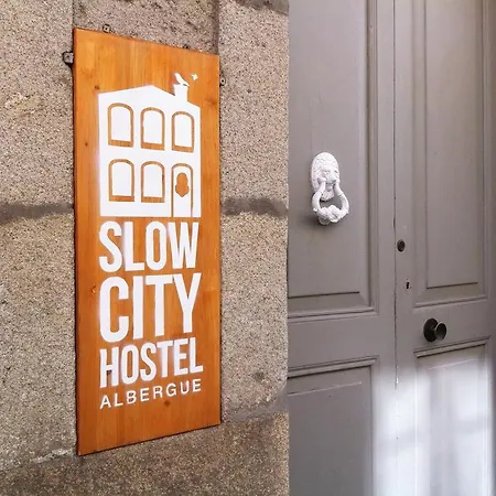 Hostel Slow *