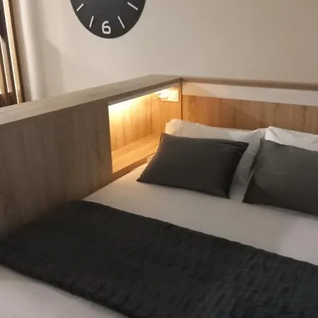 Apartment Irla