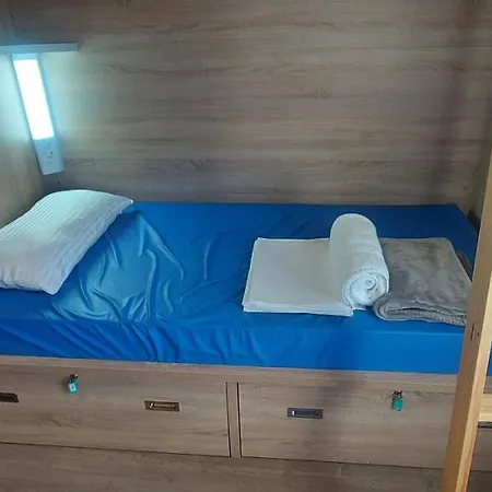 Auberge de jeunesse Gbc *