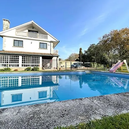 Holiday home Amplia Casa Familiar Pontevedra