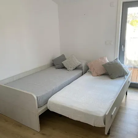 Atico Noa Con Terraza Y Parking Apartment Pontevedra