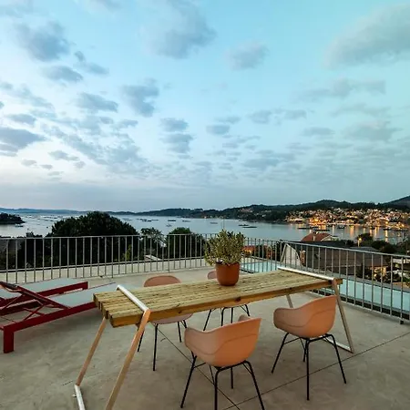 Insua House Holiday home *