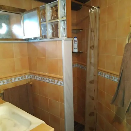 Casa Vacacional O Trisquel Holiday home *