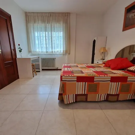 Precioso Con Piscina - Covelo Apartment