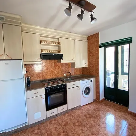 Apartment Plaza Celso Garcia De La Riega 6, 3 *