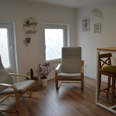 El Pisito Apartment *