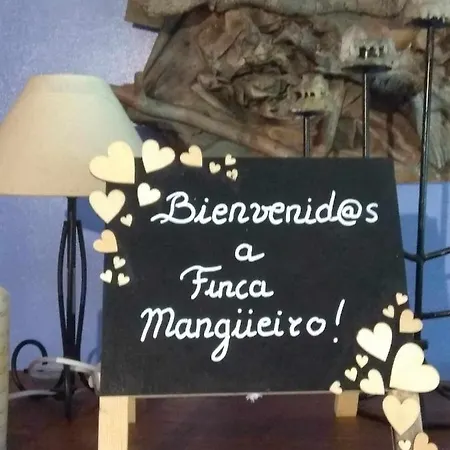 Con Piscinajardinbarbacoa Holiday home *