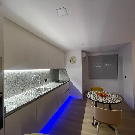 Lila Apartment