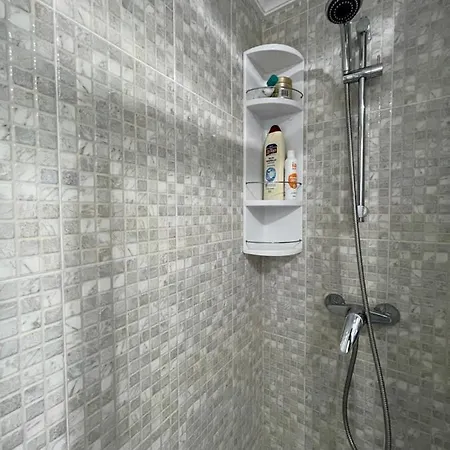 Rosa Apartment