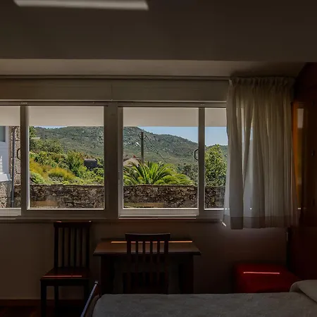 O Pozo Country house *