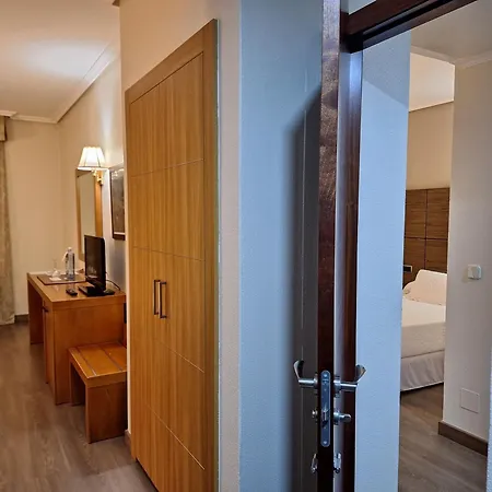 Galicia Palace Hotel 4*