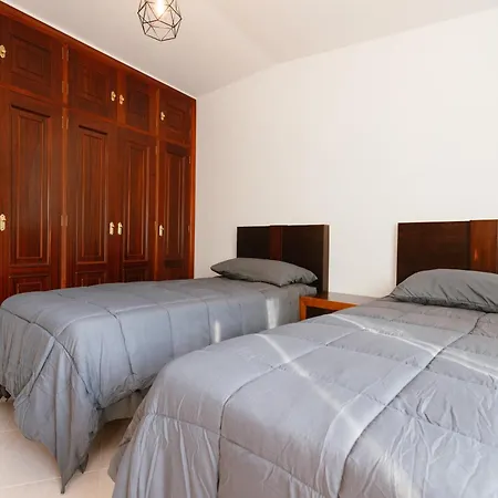 Holiday home Casa Bella Lalin- 4 Double Bedroom Galician Country Home! Pontevedra