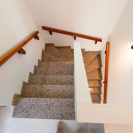 Casa Bella Lalin- 4 Double Bedroom Galician Country Home! Holiday home Pontevedra