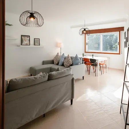 Holiday home Casa Bella Lalin- 4 Double Bedroom Galician Country Home!